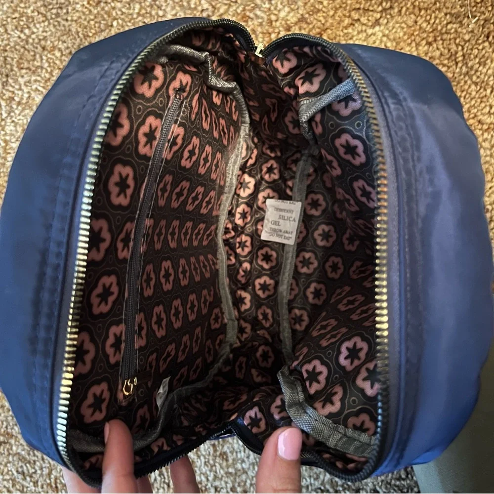 Kedzie Navy Blue Mini Mainstreet Backpack. NWT